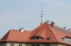Schule nach der Dachsanierung